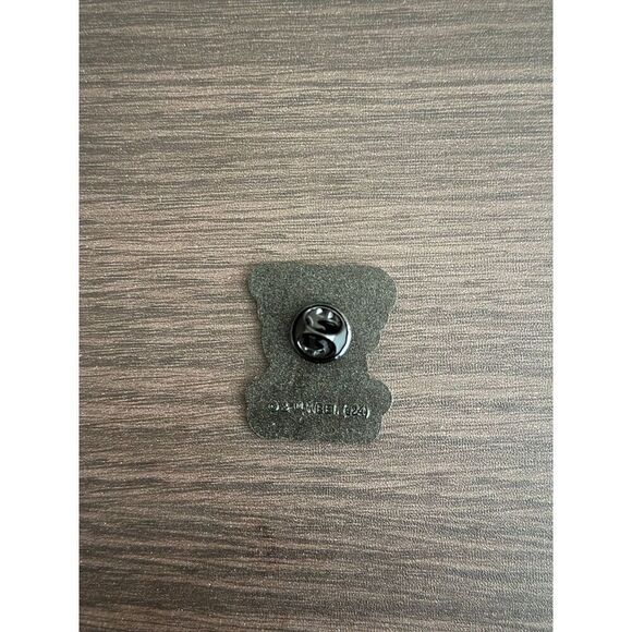 Beetlejuice Sandworm Say It 3 Times Glow-in-the-Dark Enamel Pin - Picture 3 of 4